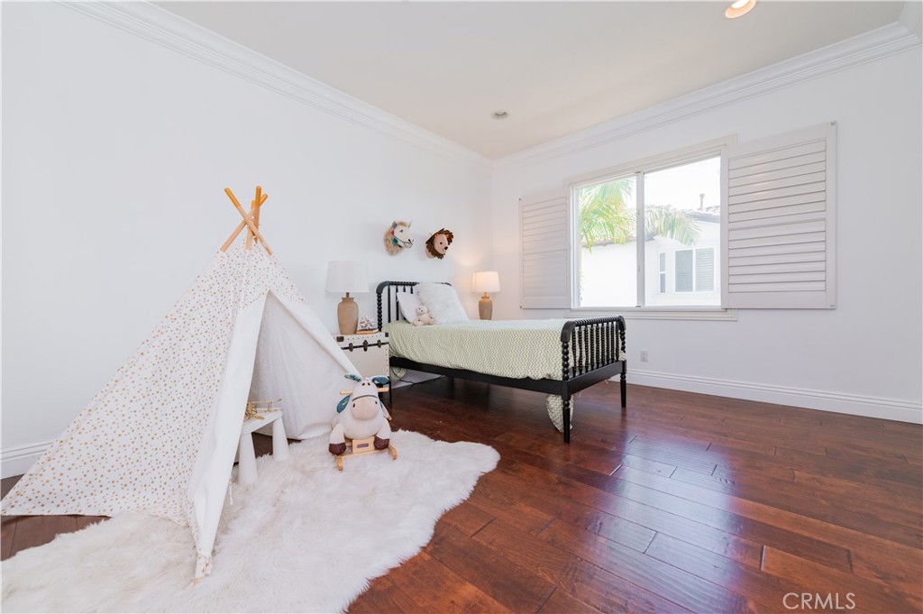 MLS #OC25078235 image #24