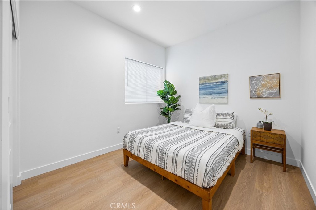 MLS #OC25078852 image #8