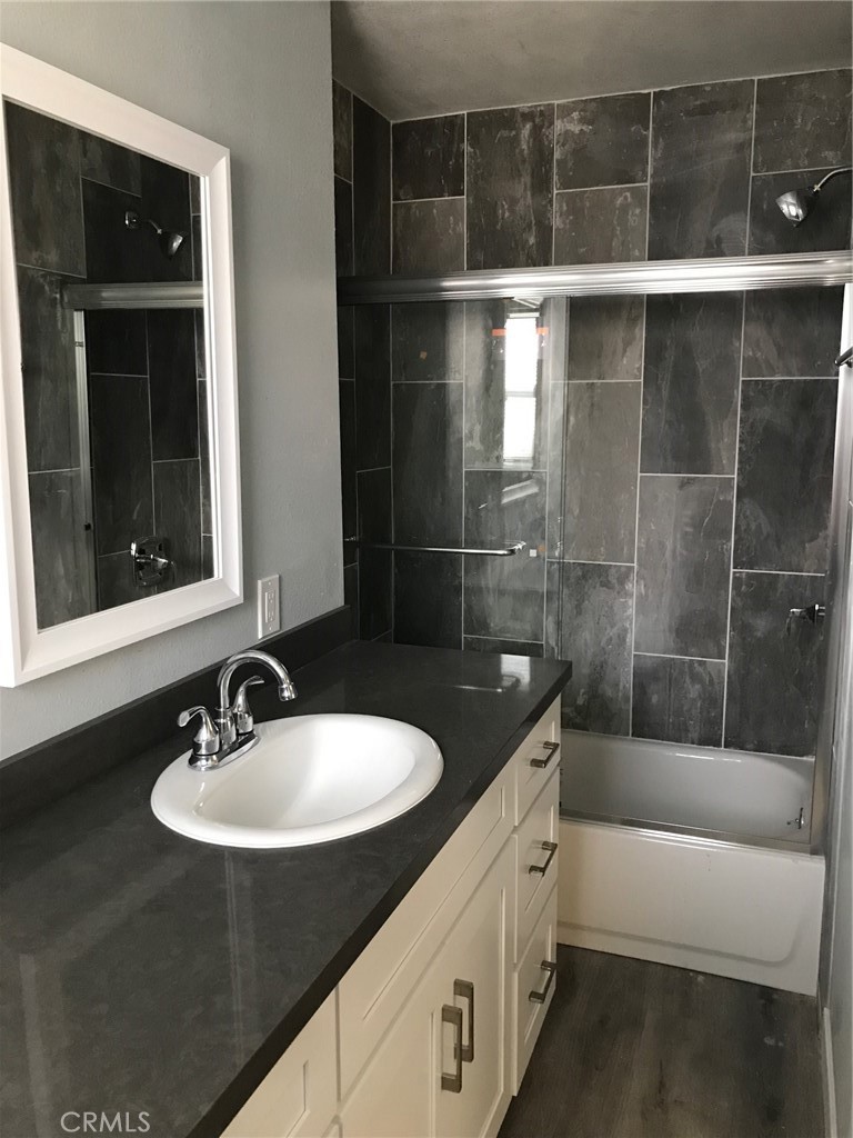 MLS #OC25079080 image #12