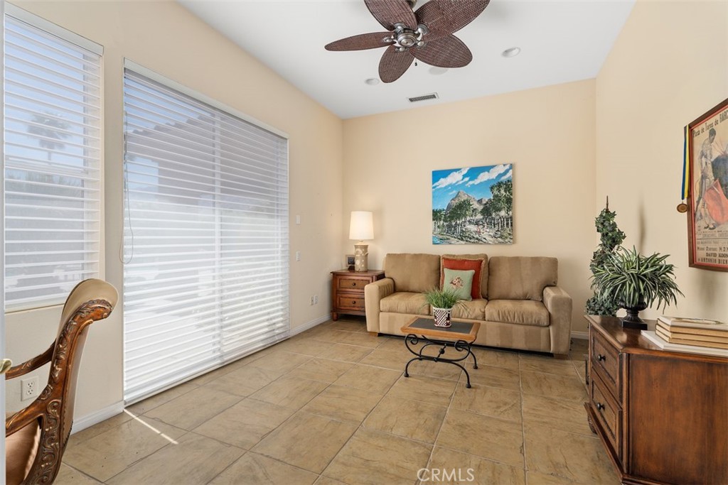 MLS #OC25079682 image #20