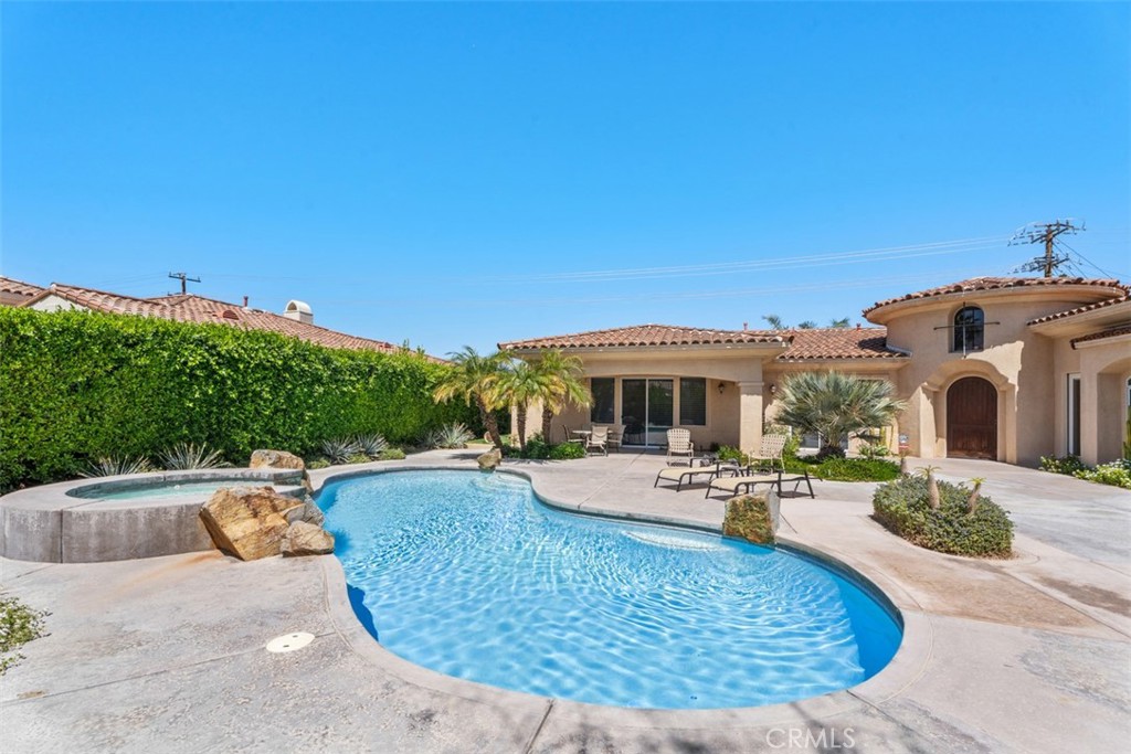 MLS #OC25079682 image #23