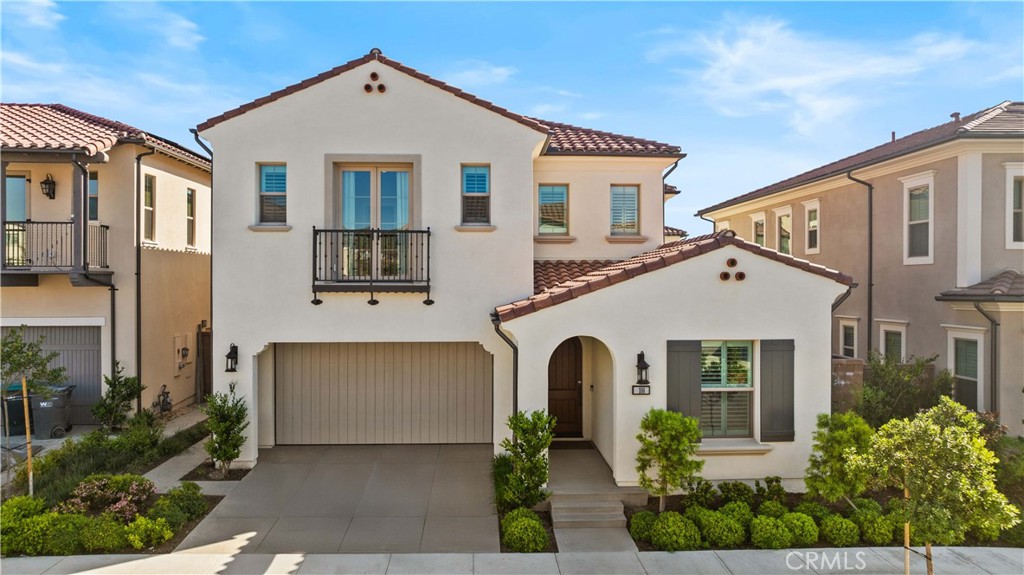 MLS #OC25079886 image #1