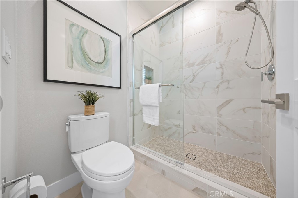 MLS #OC25079886 image #22