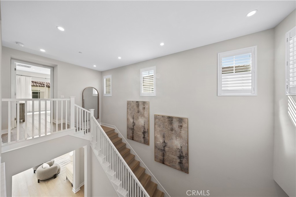 MLS #OC25079886 image #23