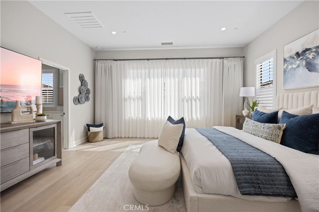 MLS #OC25079886 image #27