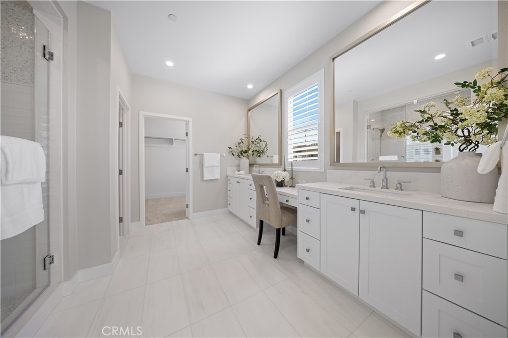 MLS #OC25079886 image #30