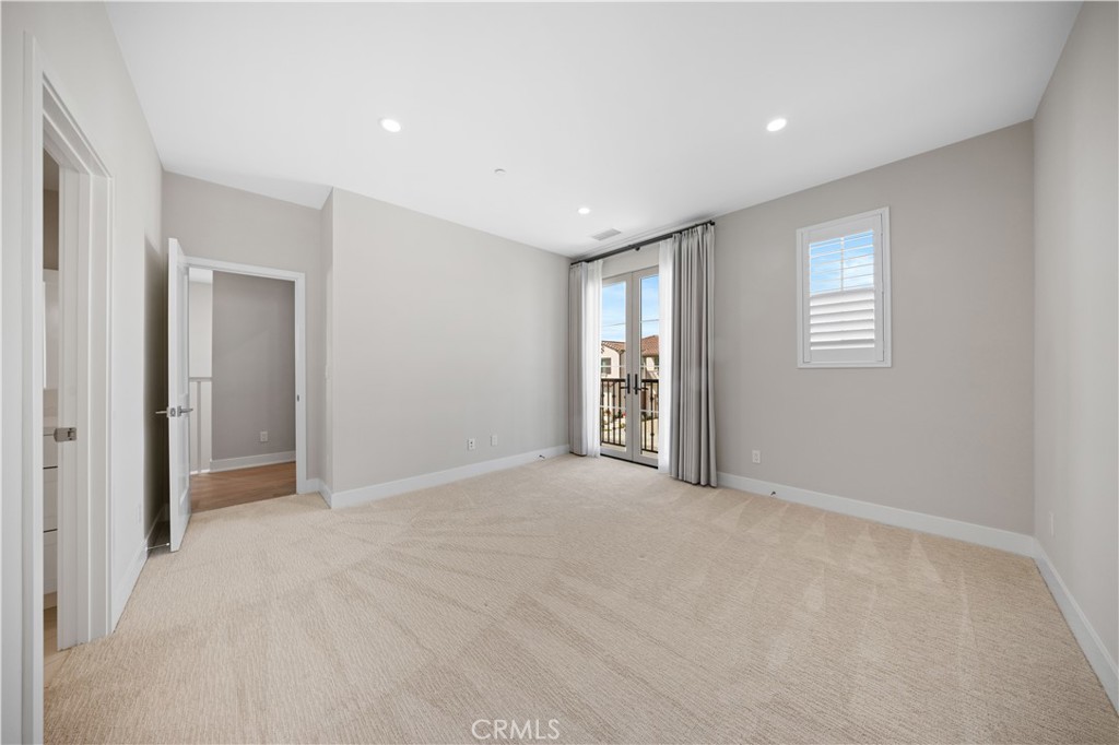 MLS #OC25079886 image #35