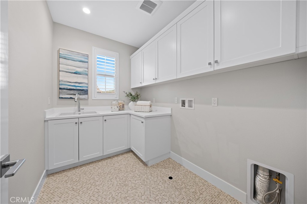 MLS #OC25079886 image #42