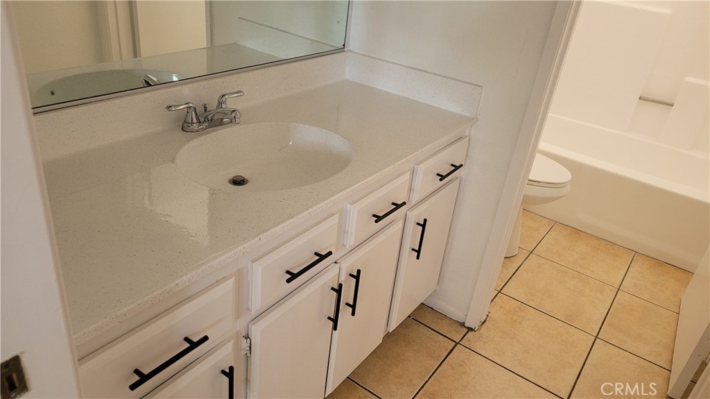 MLS #OC25080322 image #19