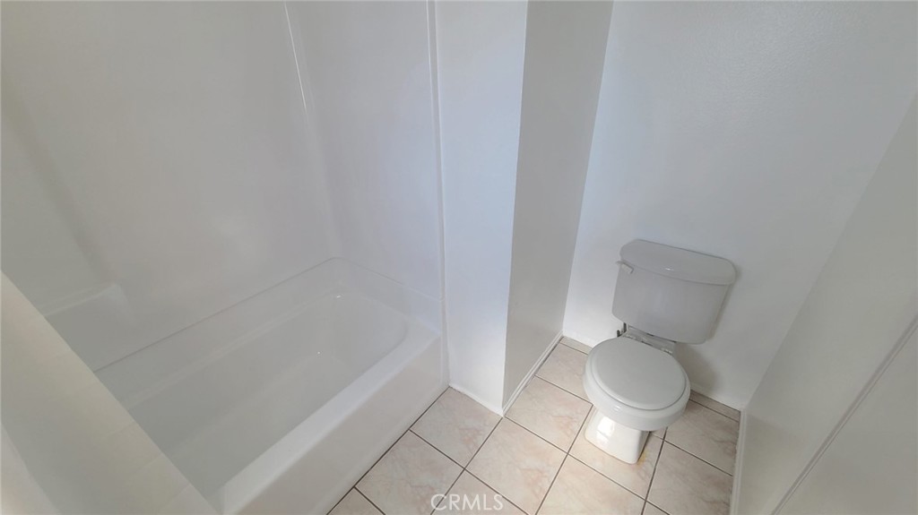 MLS #OC25080322 image #22