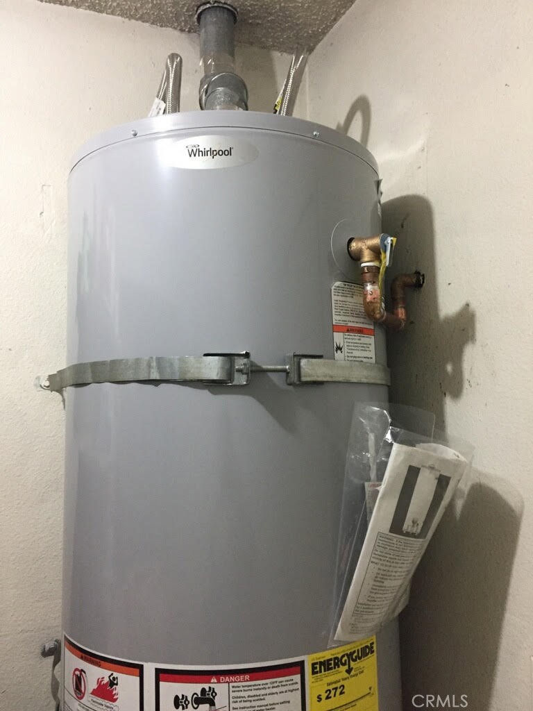 MLS #OC25080322 image #25