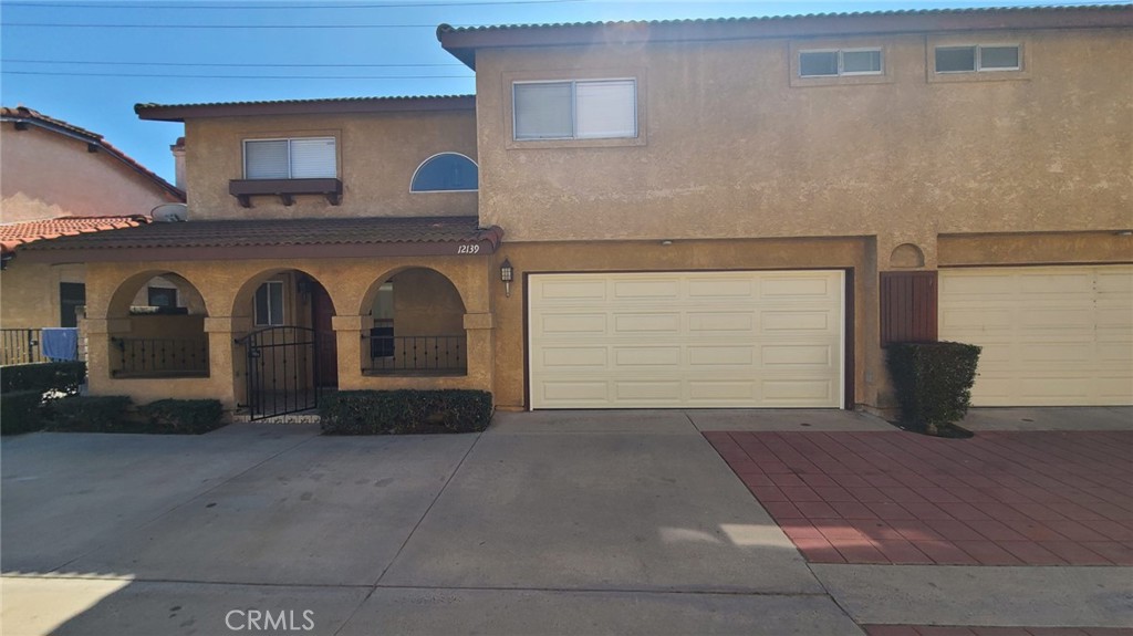 MLS #OC25080322 image #29