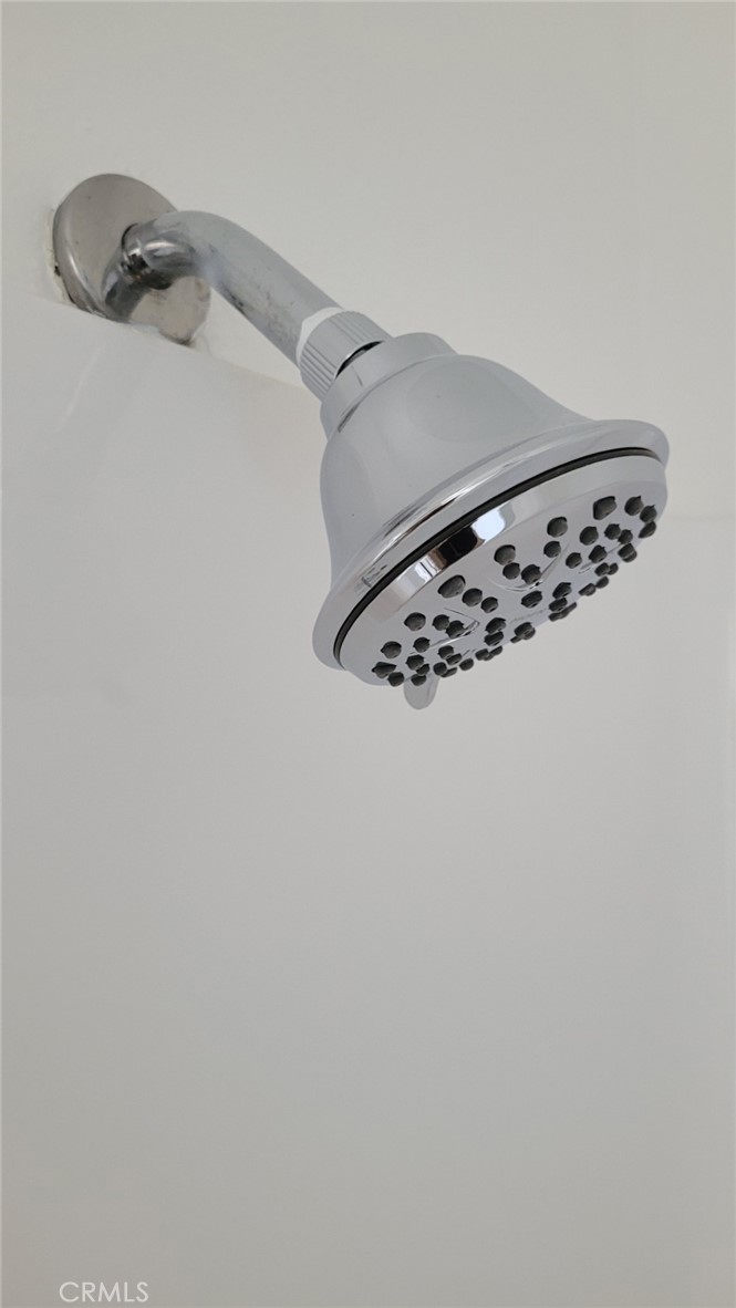 MLS #OC25080322 image #33