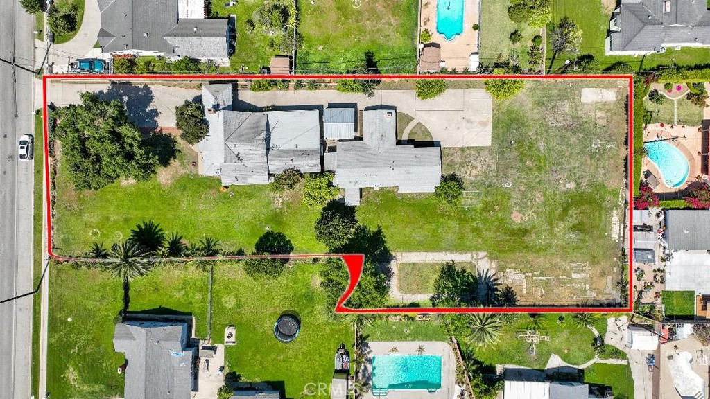 MLS #OC25080584 image #1