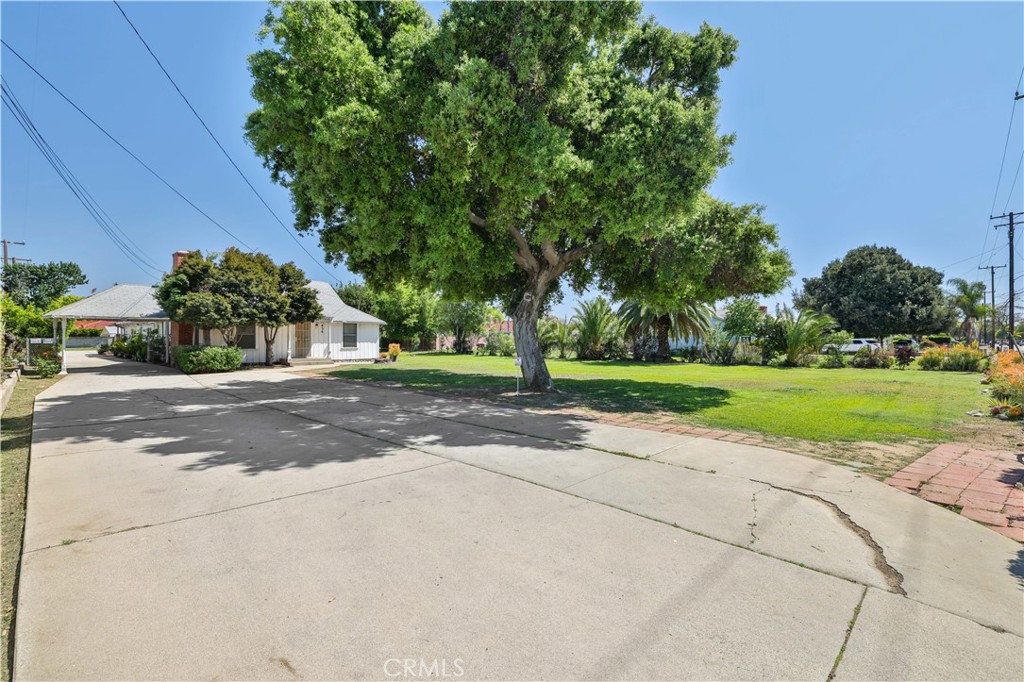 MLS #OC25080584 image #11