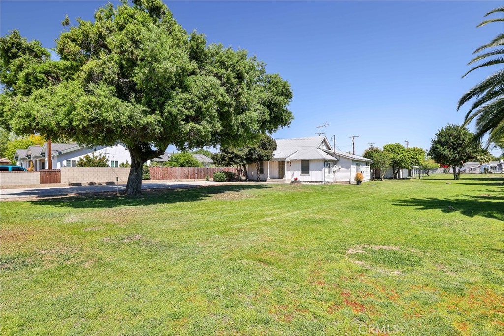 MLS #OC25080584 image #13