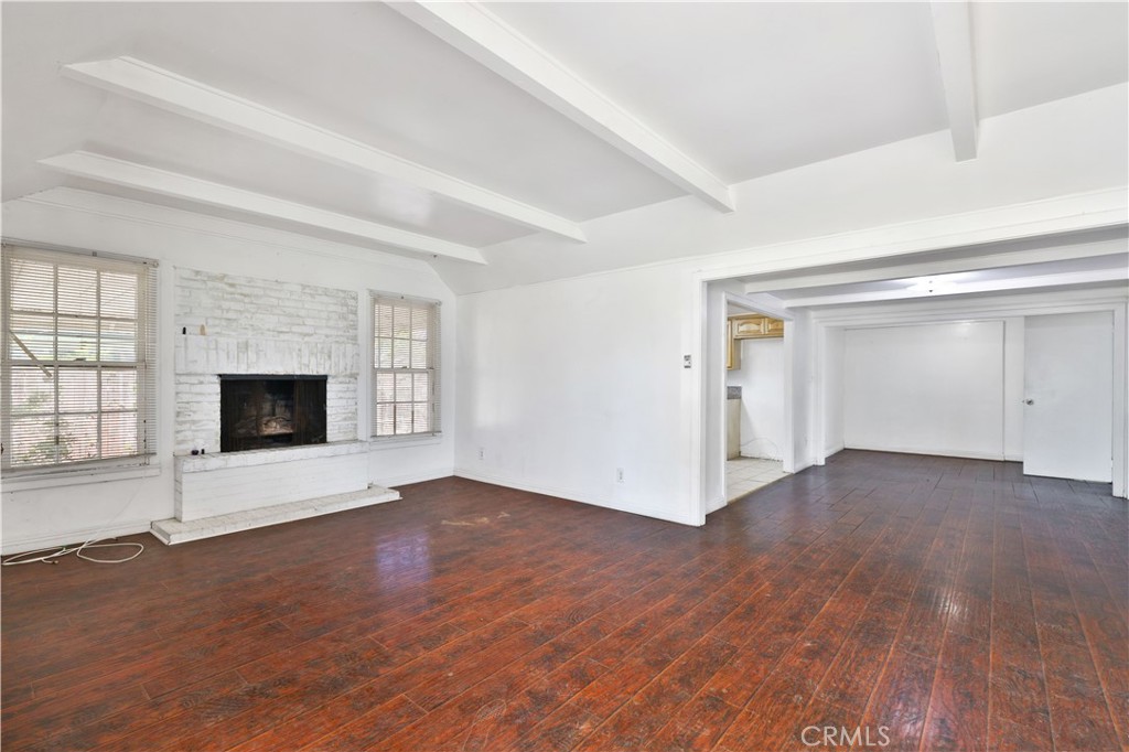 MLS #OC25080584 image #25