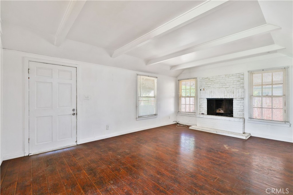 MLS #OC25080584 image #27