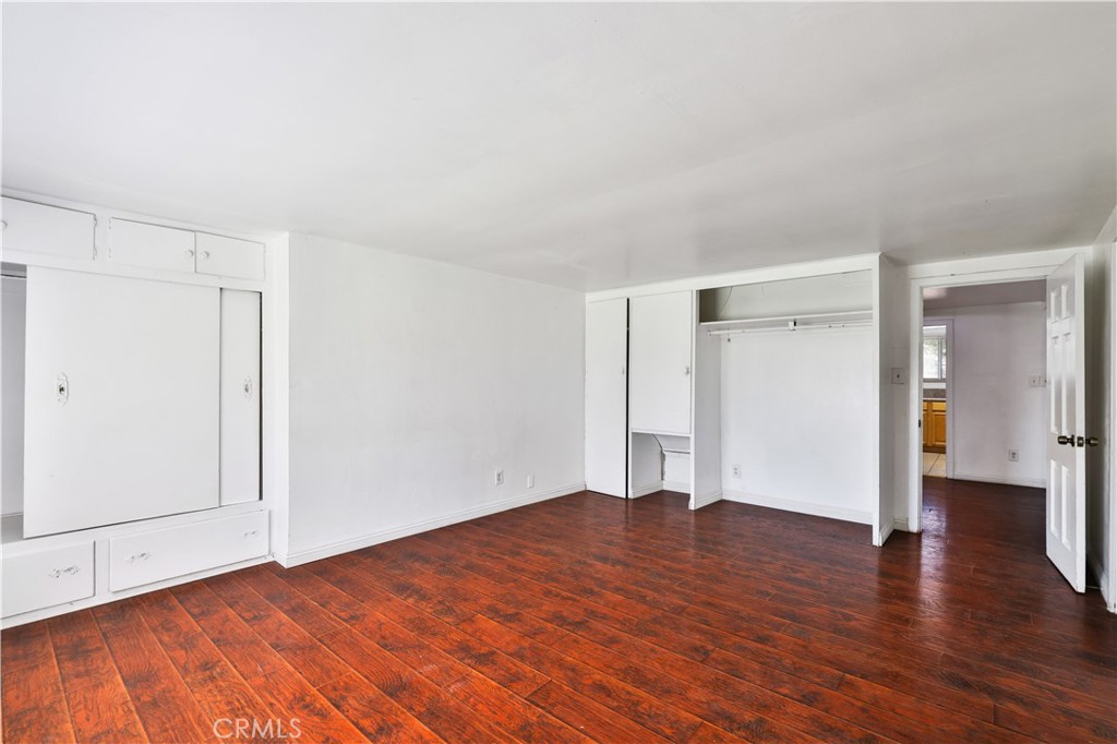 MLS #OC25080584 image #38