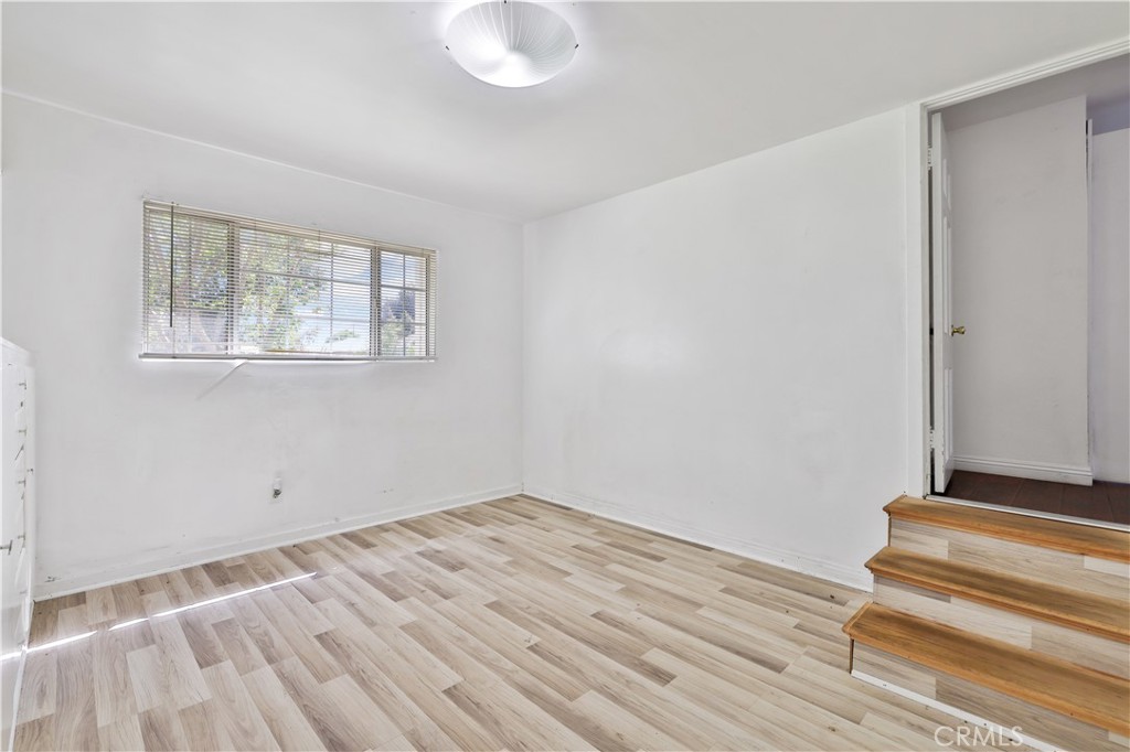 MLS #OC25080584 image #41