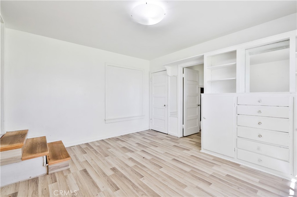 MLS #OC25080584 image #42