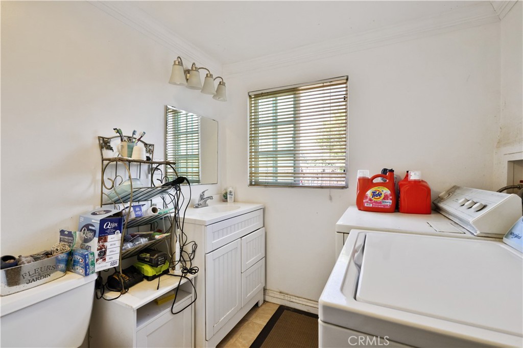 MLS #OC25080584 image #51