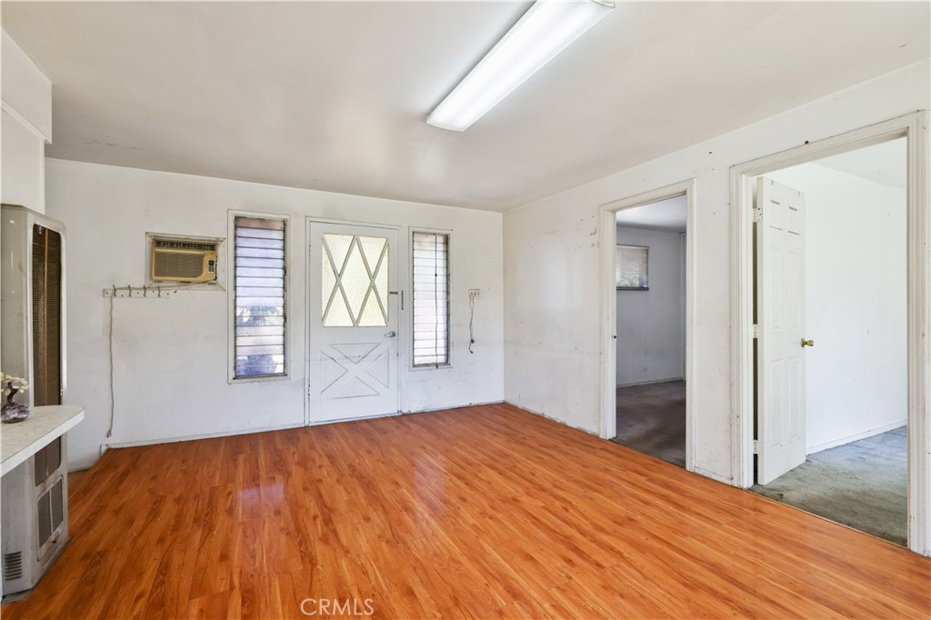 MLS #OC25080584 image #55