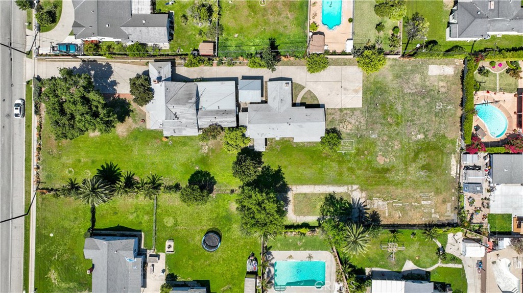 MLS #OC25080584 image #9