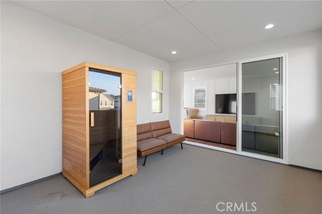 MLS #OC25080716 image #21