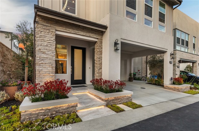 MLS #OC25080716 image #9