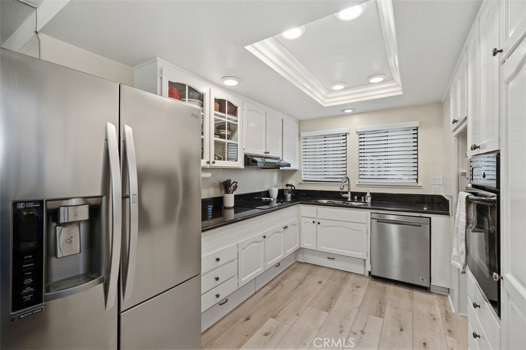 MLS #OC25080823 image #13