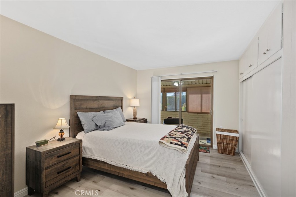 MLS #OC25080823 image #18