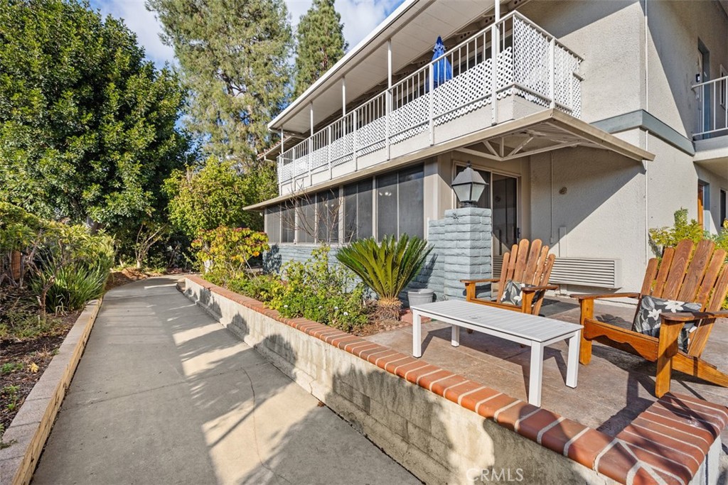 MLS #OC25080823 image #3