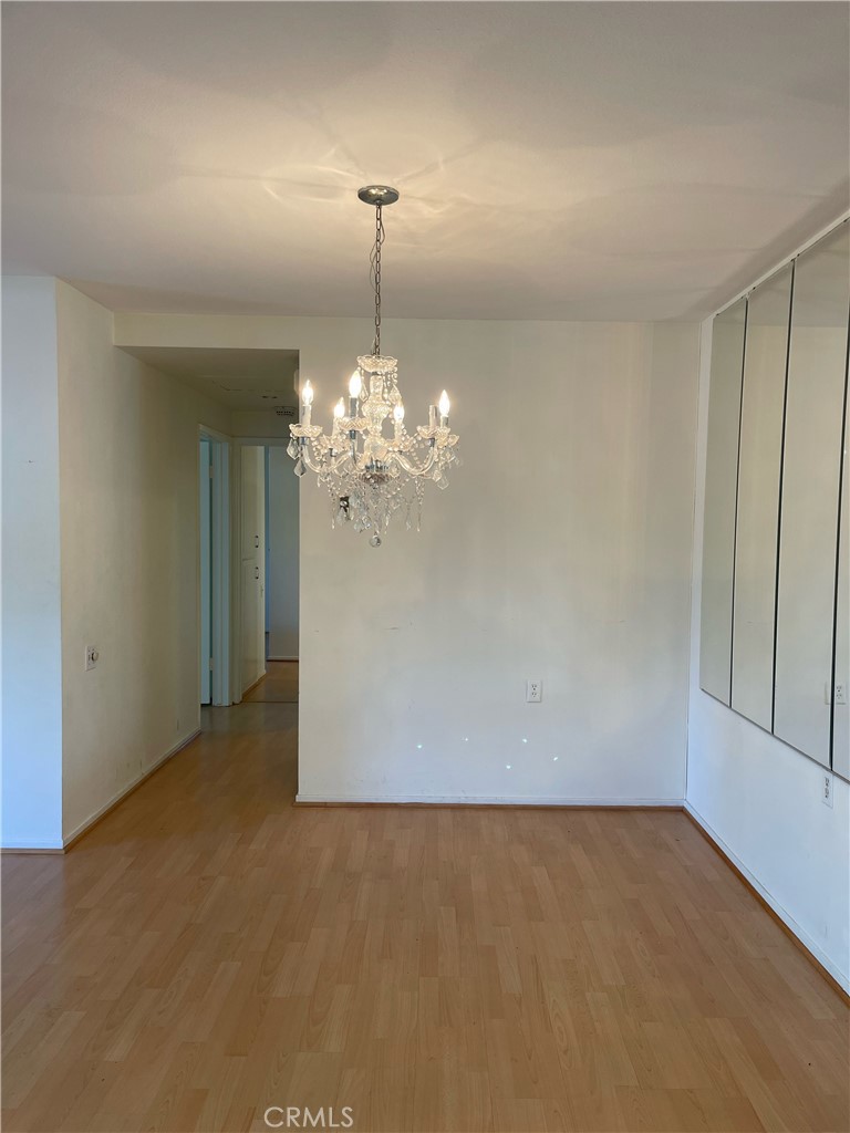 MLS #OC25082714 image #11