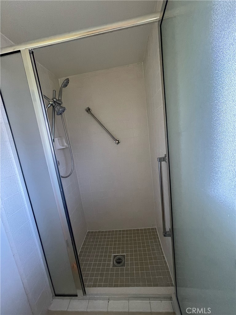 MLS #OC25082714 image #16