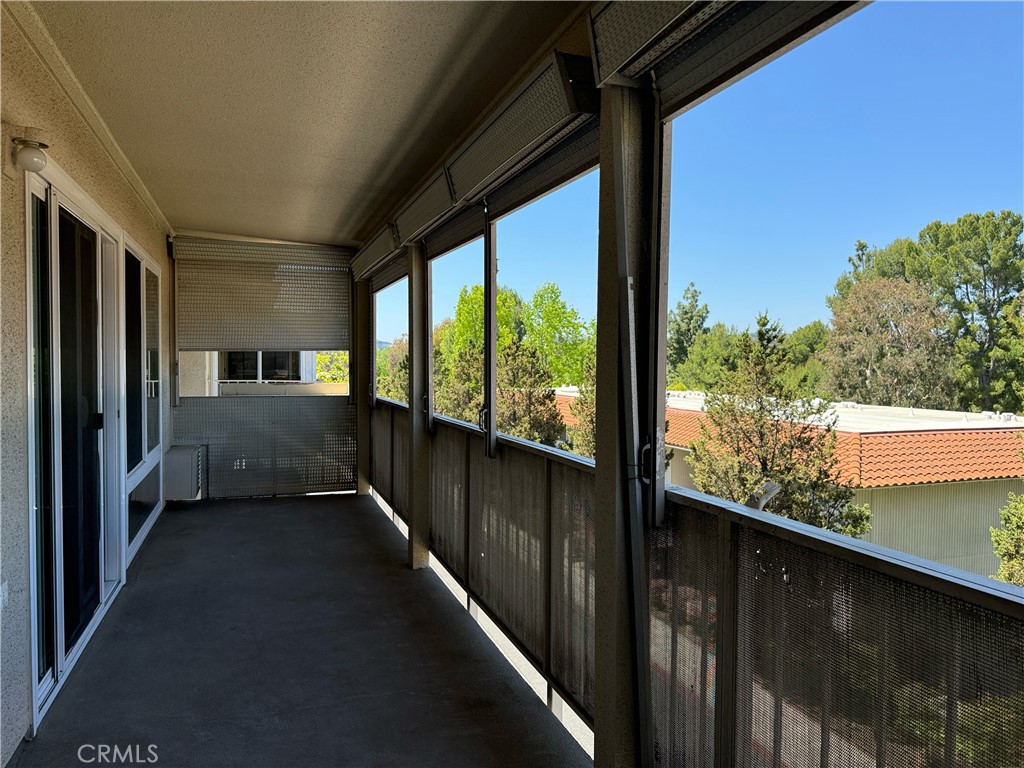 MLS #OC25082714 image #17