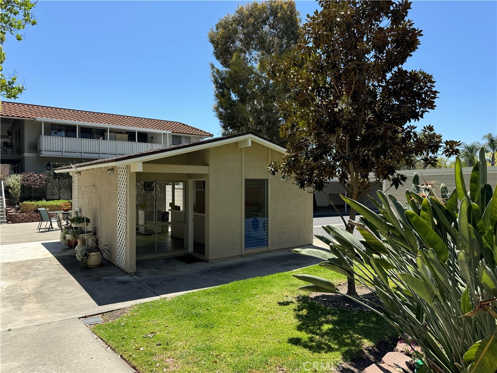 MLS #OC25082714 image #2