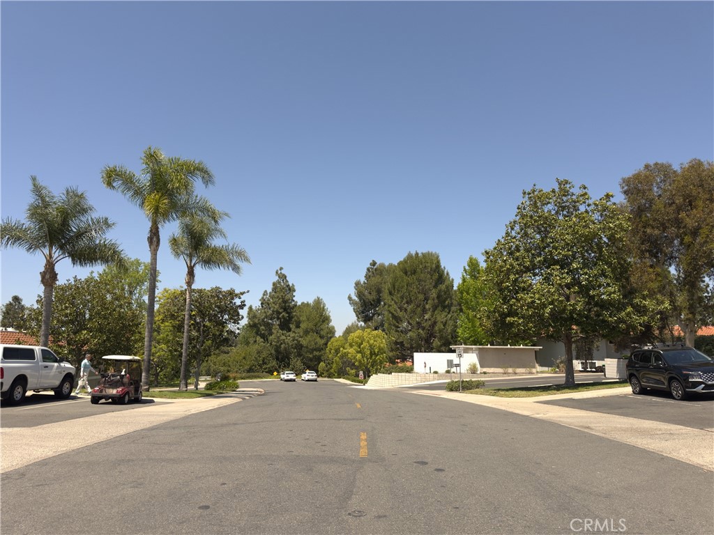 MLS #OC25082714 image #21