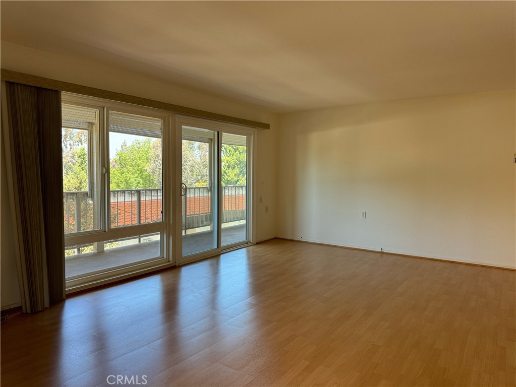 MLS #OC25082714 image #6