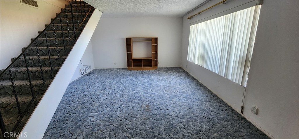 MLS #OC25083492 image #1