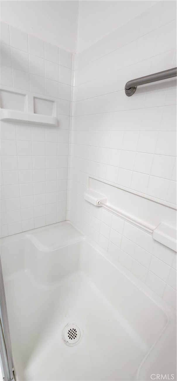 MLS #OC25083492 image #18