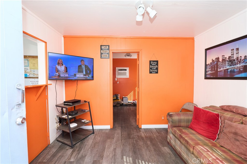 MLS #OC25084599 image #18