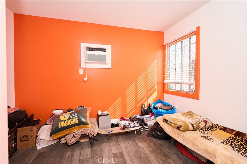 MLS #OC25084599 image #24