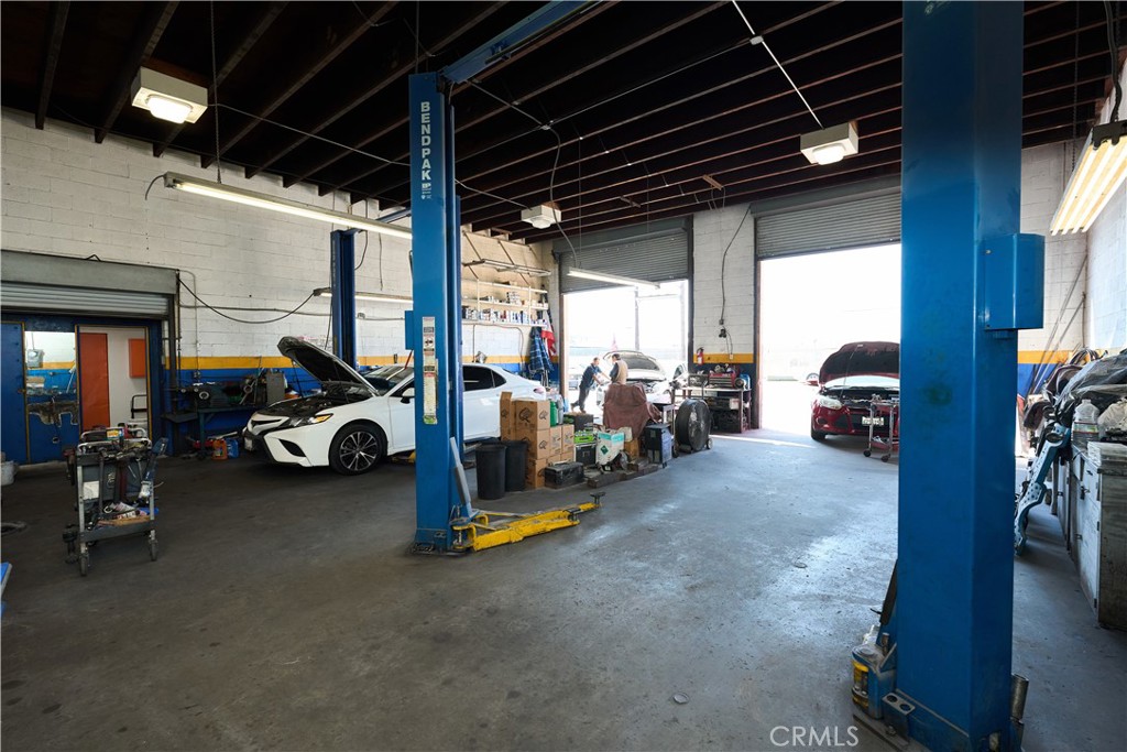 MLS #OC25084599 image #37