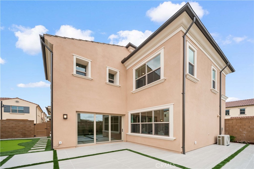 MLS #OC25085286 image #33