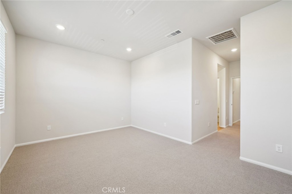 MLS #OC25085325 image #18