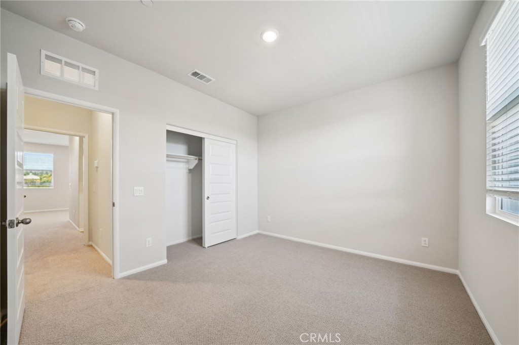 MLS #OC25085325 image #29