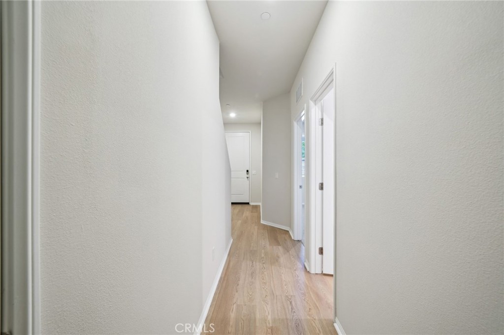 MLS #OC25085325 image #3