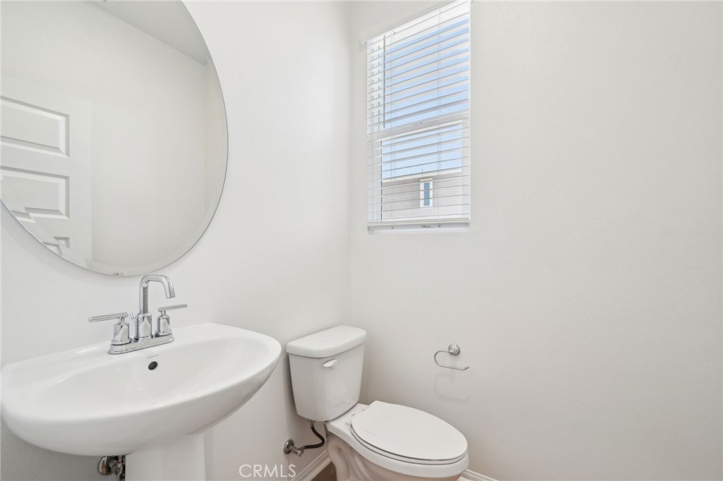 MLS #OC25085325 image #41