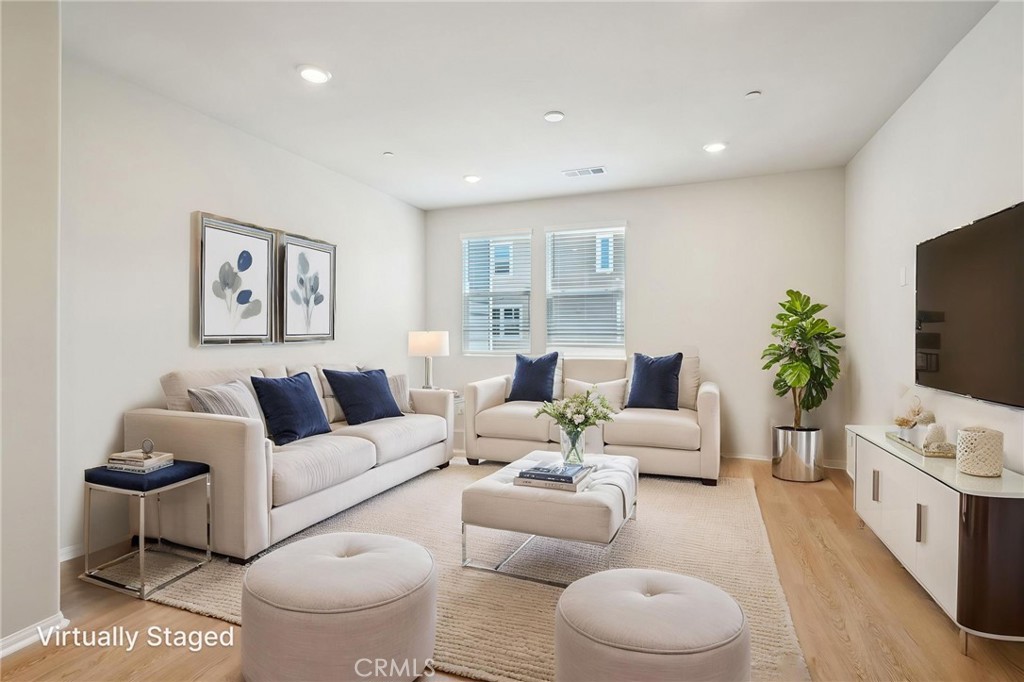 MLS #OC25085325 image #5